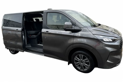 9 Seater People Carrier